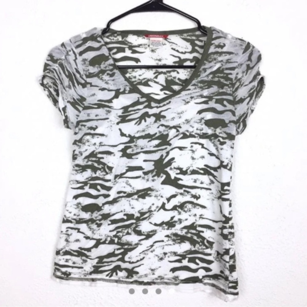 Unionbay Y2K camo layered top size xl girls brat Halloween soldier army